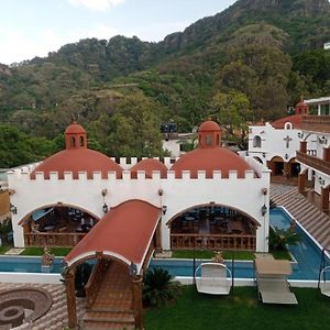 Hotel Leyenda Del Tepozteco